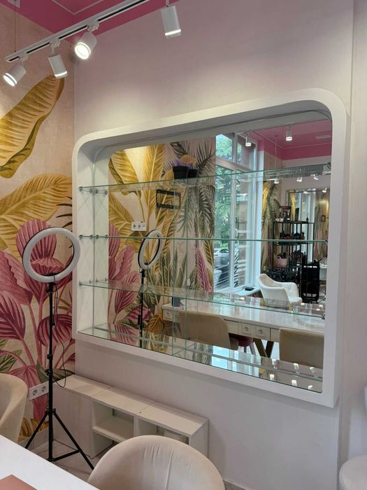 Оренда робочого місця майстра манікюру/педикюру