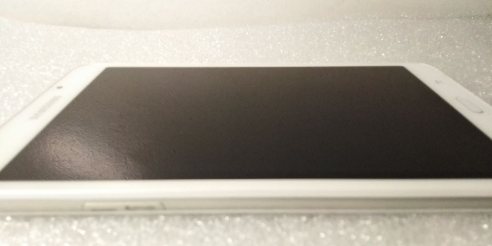 Планшет Samsung Galaxy Tab A 7.0 SM-T280 (белый) +чехол + подарок