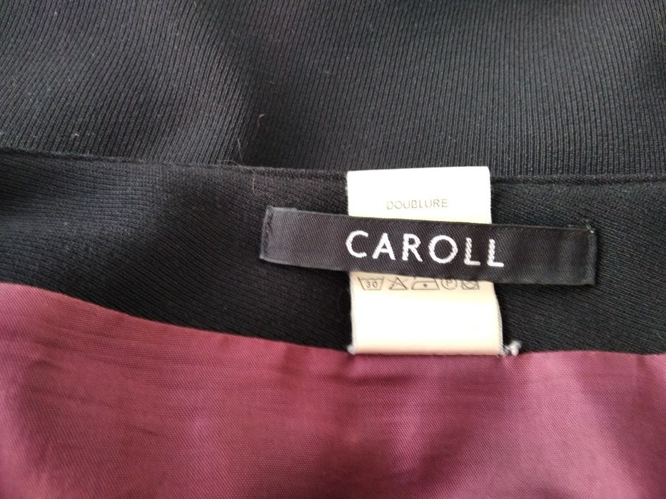 Linda saia curta preta