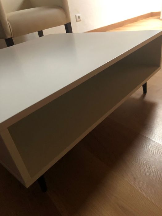 Mesa de centro branco