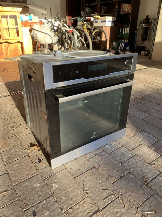Piekarnik Electrolux EEB8587POX