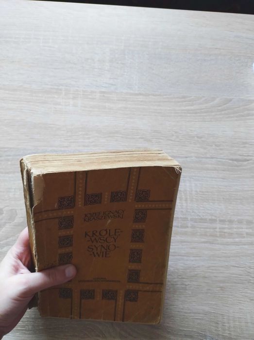 Książka Królewscy synowie J. I. Kraszewski z lat 50 Centkiewicz 1956