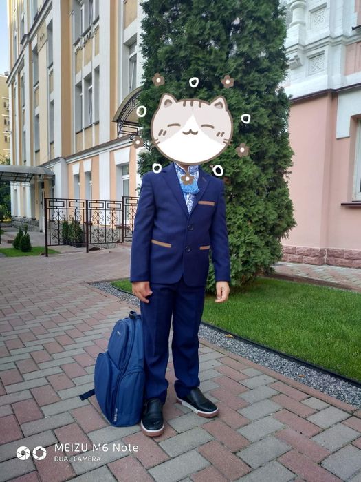 Костюм  школьный турция