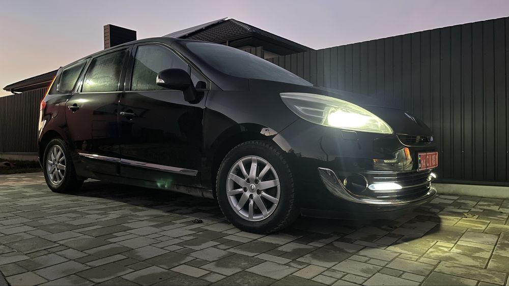 Продам Рено Гранд Сценік