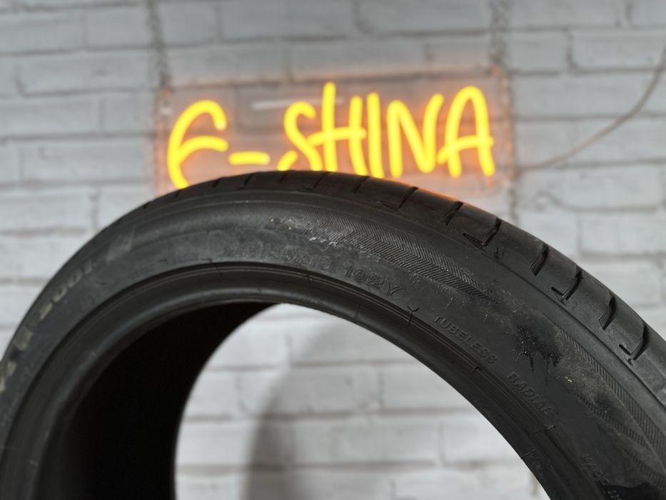 Комплект і пара 245 45 19 Bridgestone Potenza S001