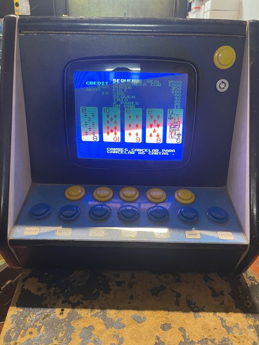 Vendo máquina de jogo