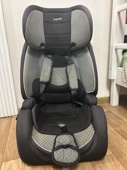 Автокрісла Ваmbi для двійни/близнят
