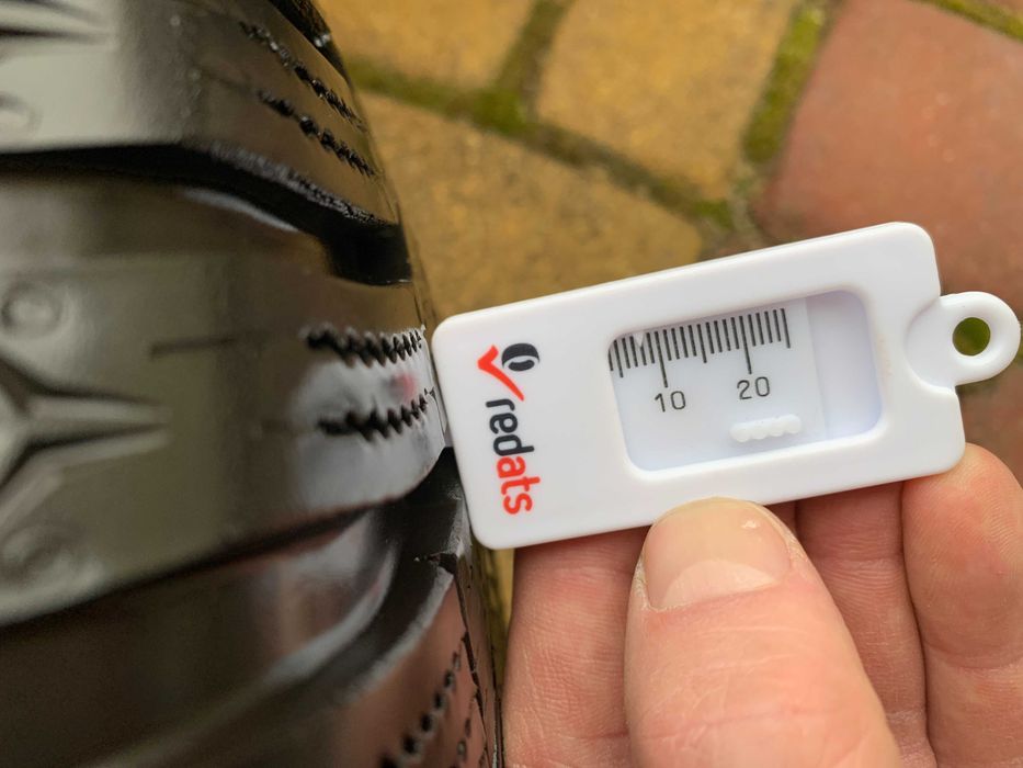 Koła zimowe 17' alufelgi +nowe opony zimowe Kuhmo 225/50 R17 a4b9 audi