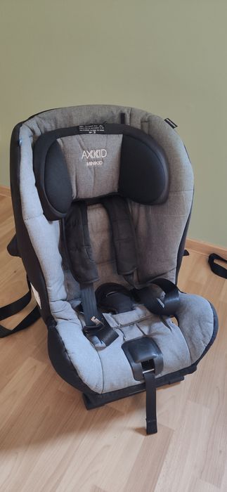 Fotelik AXKID Minikid 9-25 kg