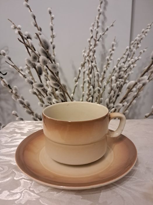 Filiżanki ze spodeczkami Tułowice, made in Poland, ceramika z czasów P