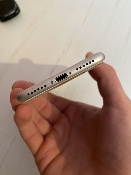 IPhone  8  64gb відмінний стан