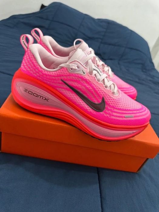 Nike Vomero Plus