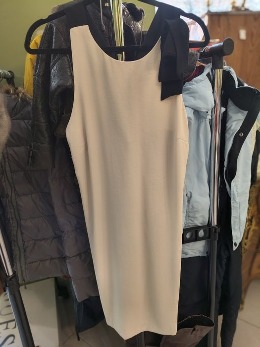 Продам вечірні сукні