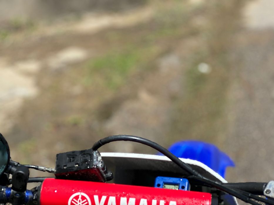 Yamaha WR 400F Moto em bom estado
