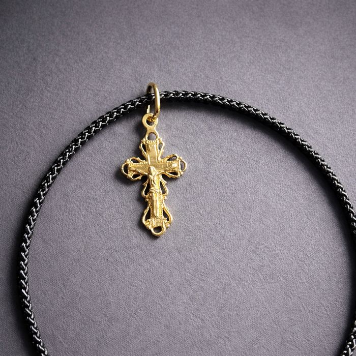 Шнурок шовковий дитячий з золотими вставками Шнурок на шию для дитини