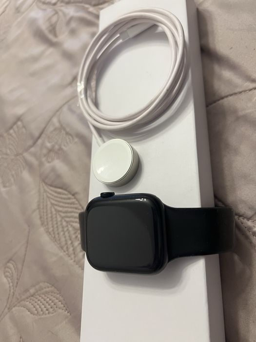 Apple watch Series 8 45 mm
