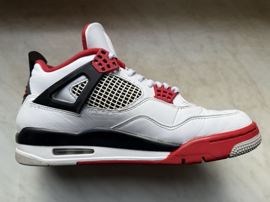 Jordan IV Fire Red 2020 43
