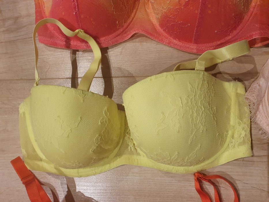 Biustonosz Reserved, Ann Summers, concept