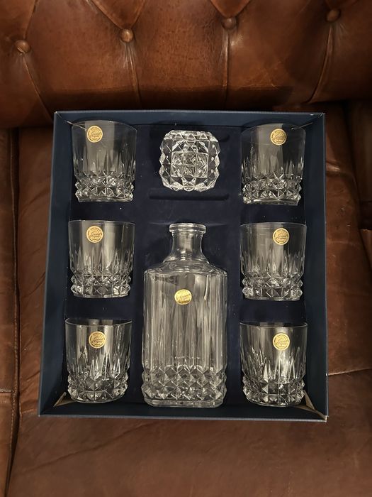 Conjunto de decanter com copos