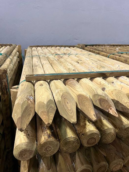 Postes Torneados – PINHO TRATADO CL3