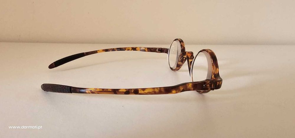 ÓCULOS DE LEITURA PRÉ-GRADUADOS