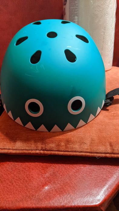 Детский защитный шлем