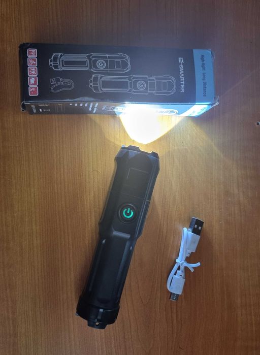 Lanterna de longo alcance