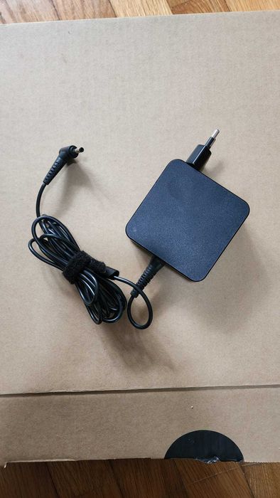Lenovo IdeaPad 320 – Bom estado, caixa original