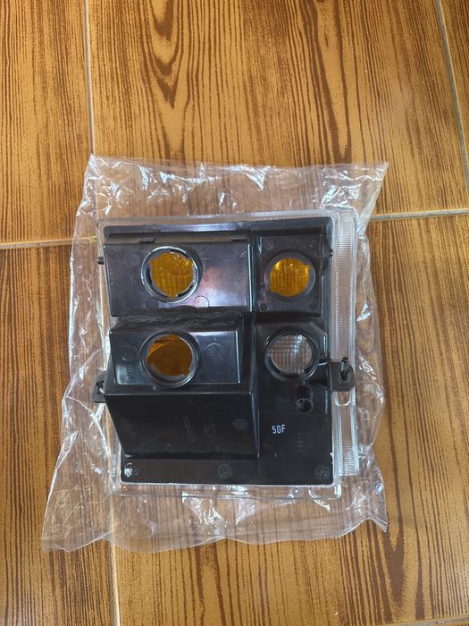 Farolim / Pisca Frontal Scania – Novo