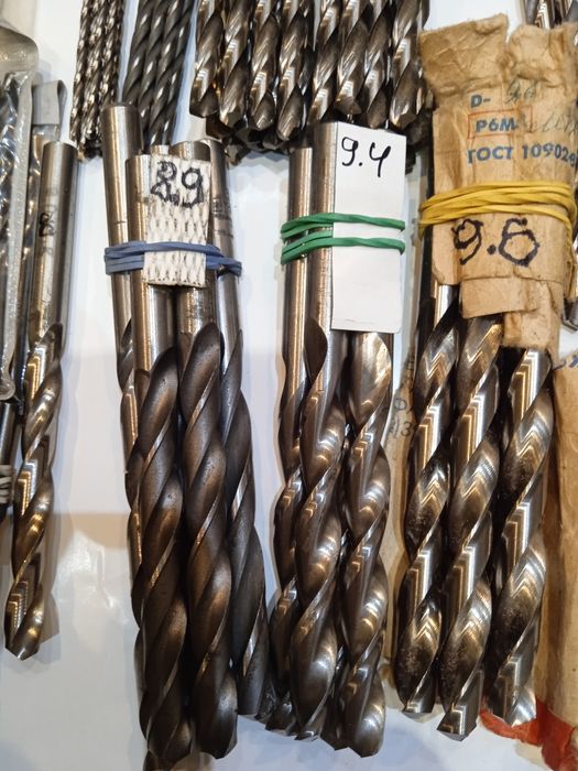 Сверла СССР Р6М5,HSS,метчики,плашки и др.Набор