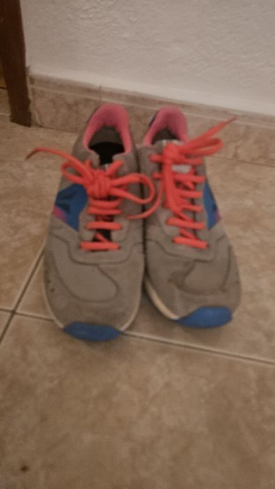 Ténis senhora Dainese