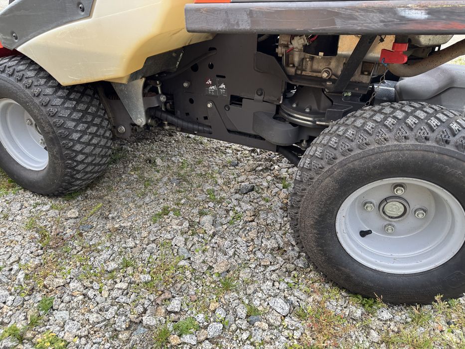traktorek kosiarka husqvarna R422 TS 4x4