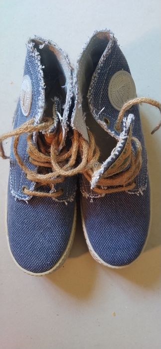 Sapatilhas novas