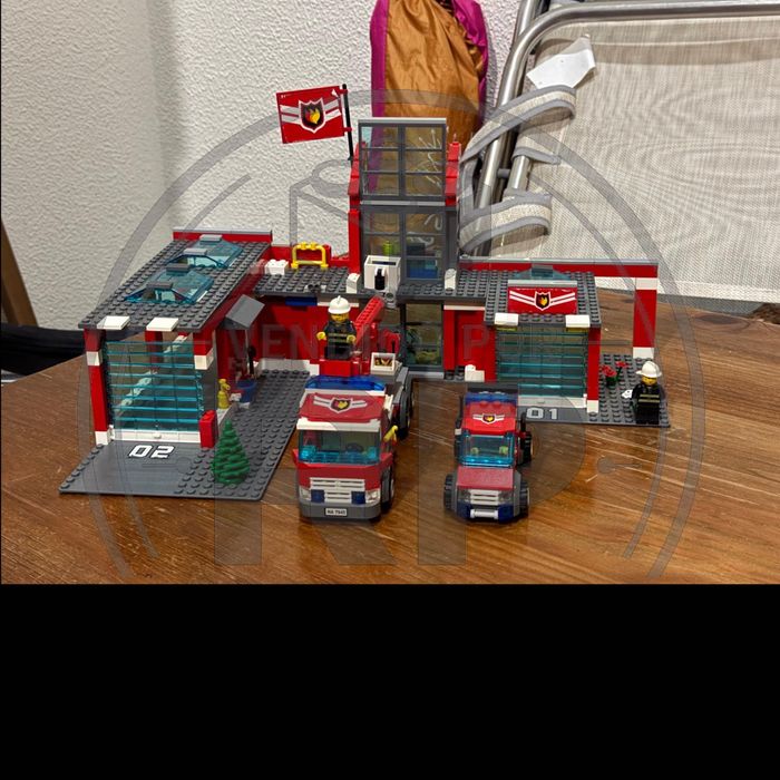 LEGO City 7945 Quartel de Bombeiros | Fire Station