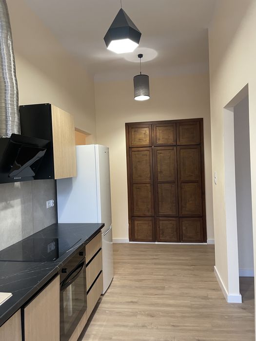 Dwupokojowe mieszkanie w centrum na wynajem