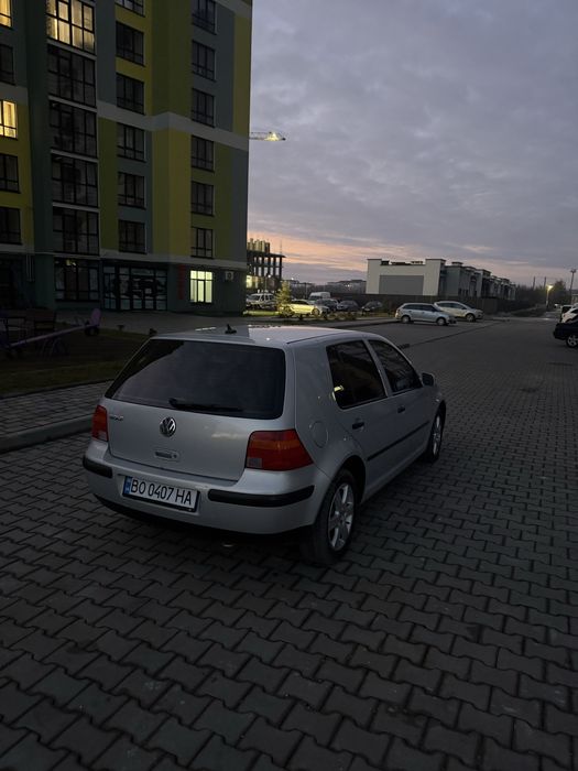 Volkswagen Golf 4 1998 1.4