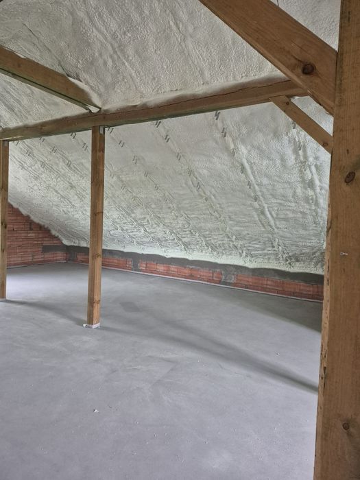 Ocieplenie pianą pur poddasza stropy dachy ocieplanie pianką izolacje