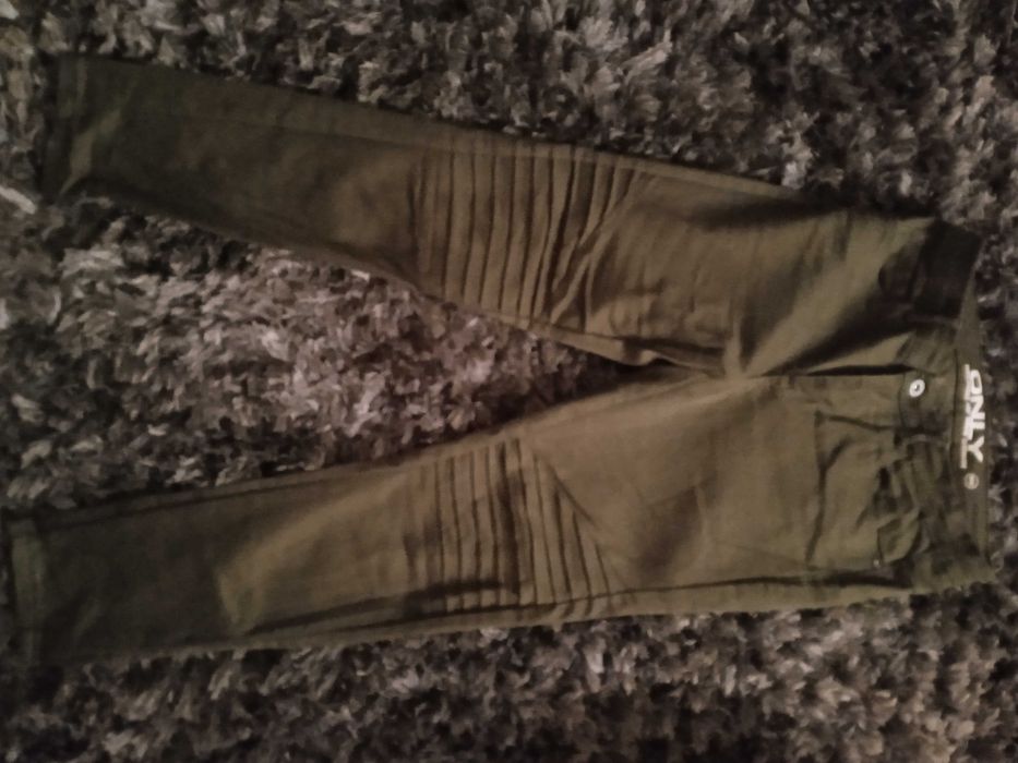 Spodnie M ciemno zielony