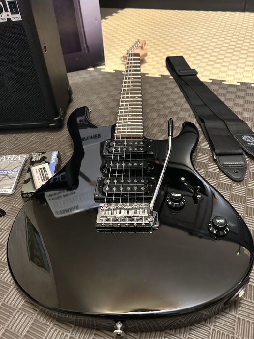 Електрогітара Yamaha