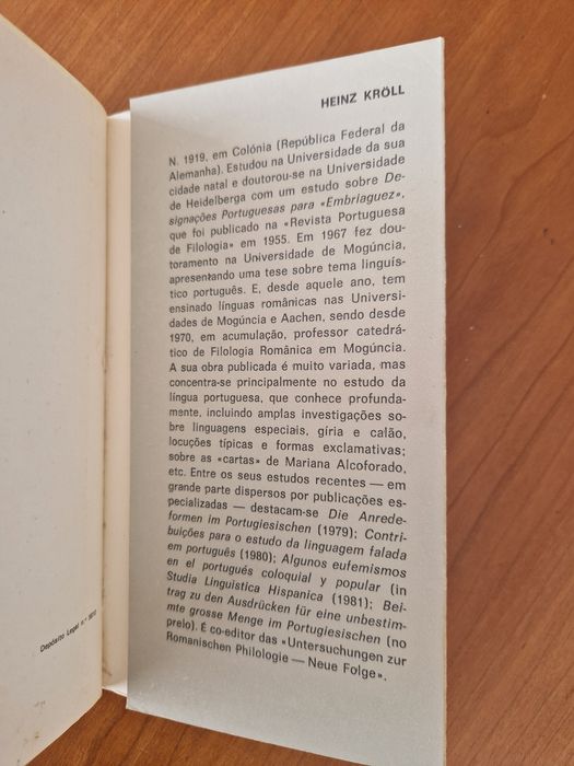 Livro "O eufemismo e o disfemismo no português moderno", Heinz Kröll