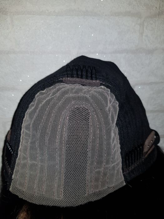 Перука з натурального волосся