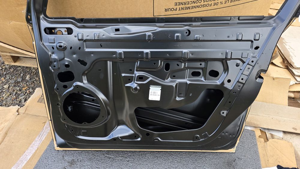 Drzwi prawy przód renault clio 5 V nowe oryginał