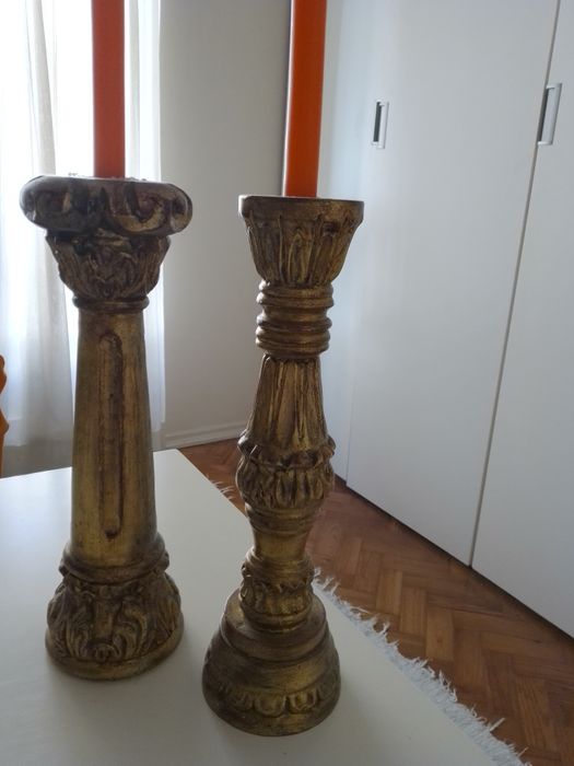 Candelabros de madeira