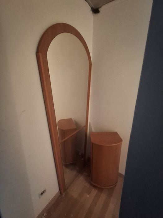 Aparador de entrada usado