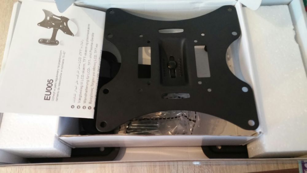 Uchwyt do TV Reinston