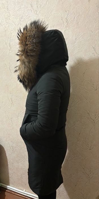 Пуховик з хутром