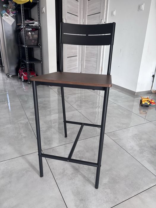 Stół IKEA + 4 krzesła + 2 wysokie