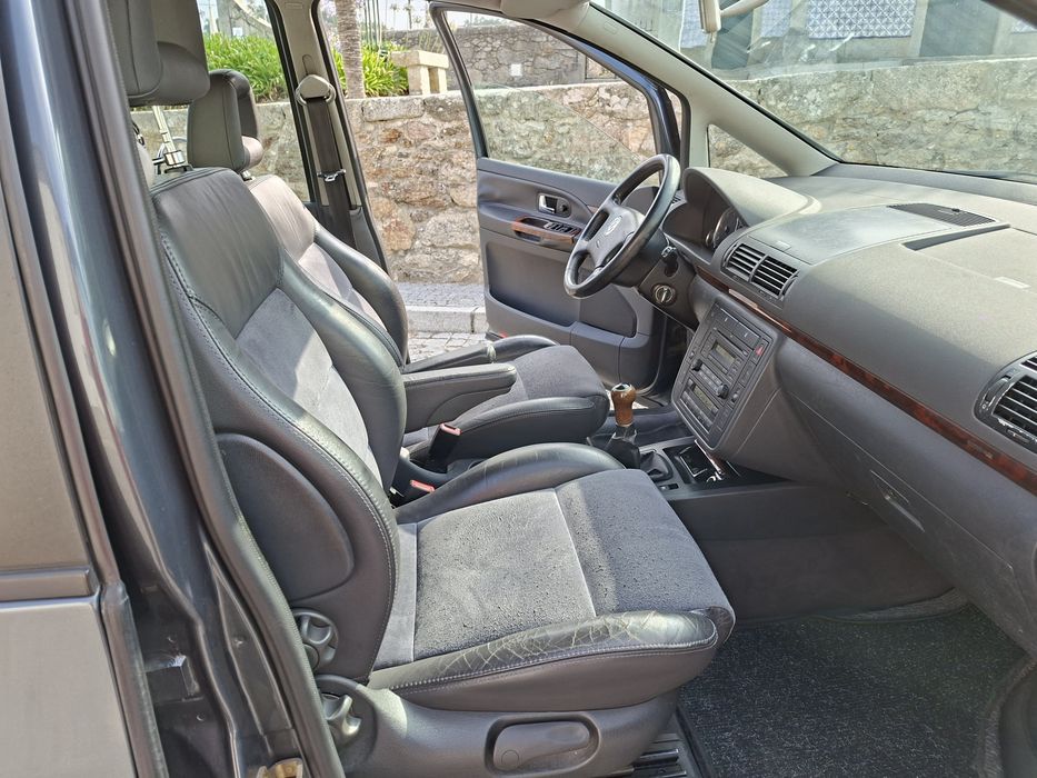 Volkswagen Sharan — fotografia 9