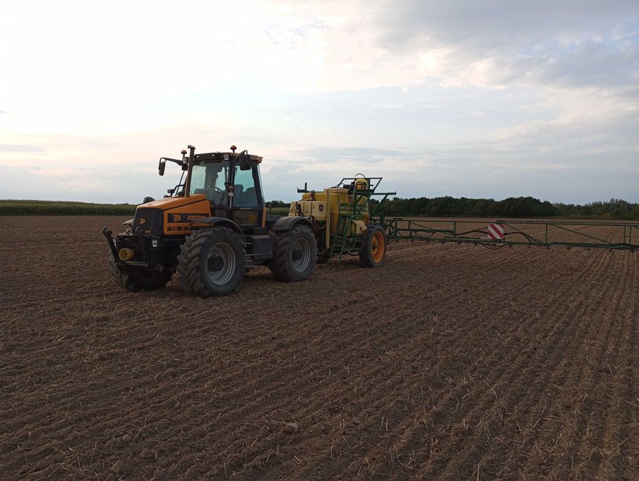 Opryskiwacz John Deere 4000 litrów