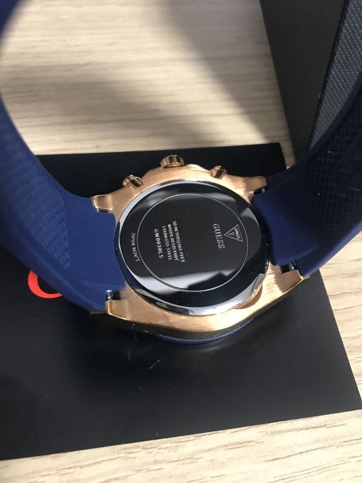 Продам Годинник GUESS!